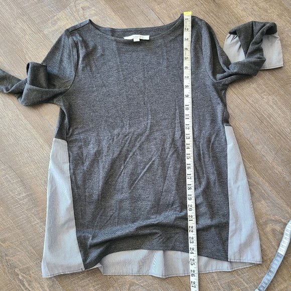 LOFT US Women's Size XS Mixed Media 3/4 Sleeve Top Ruffle Sleeve Gray Stretch - Picture 7 of 8